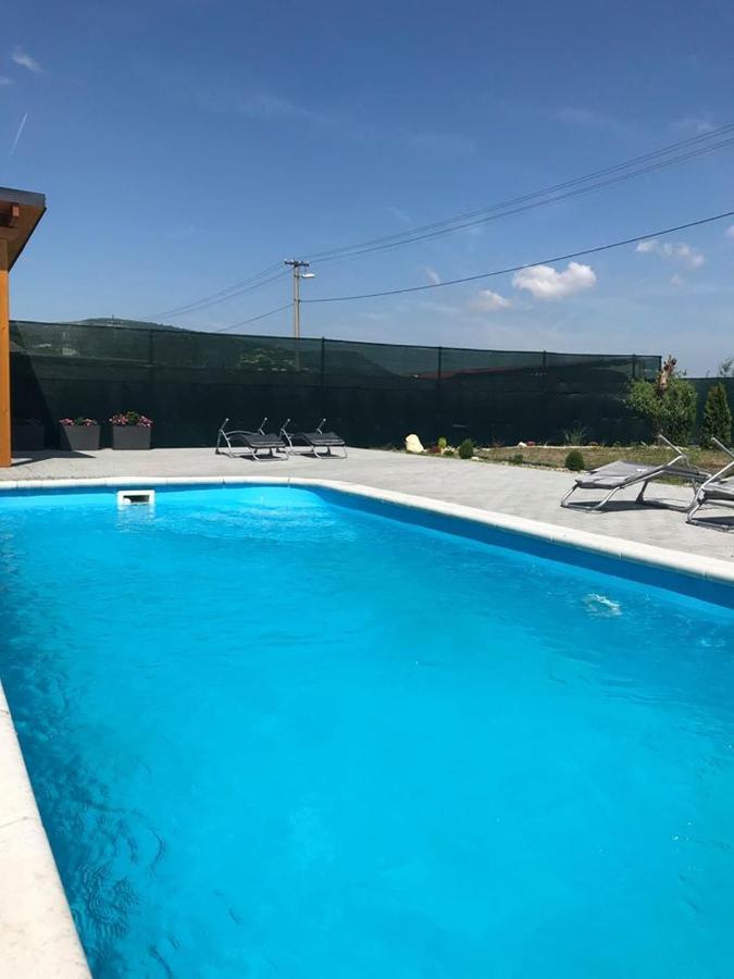 Apartmany Milovice Milovice  Екстериор снимка